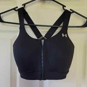 Women's Underarmer Sports Bra Size 34D